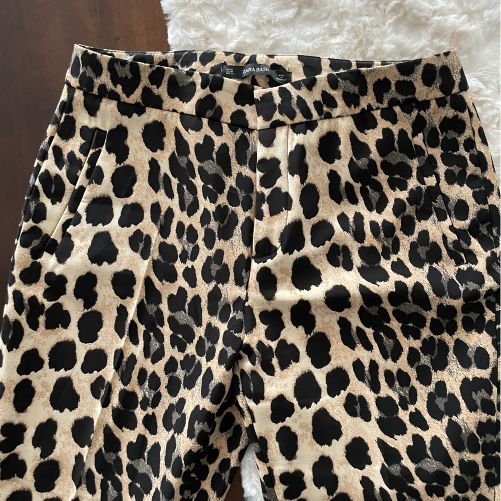 Zara Leopard Print Cropped Pants